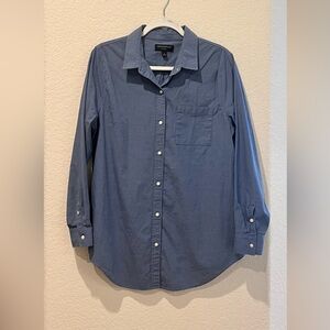 Banana Republic Blue Chambray Boyfriend Fit Button-Up Shirt | Women’s Size Large